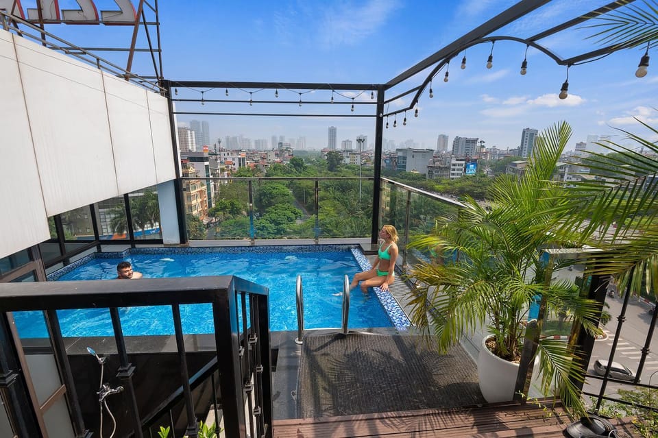 View (from property/room), Pool view, Swimming pool, sunbed