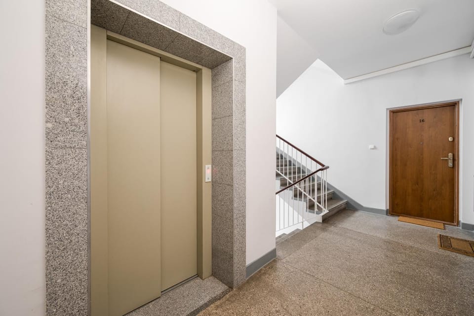 elevator