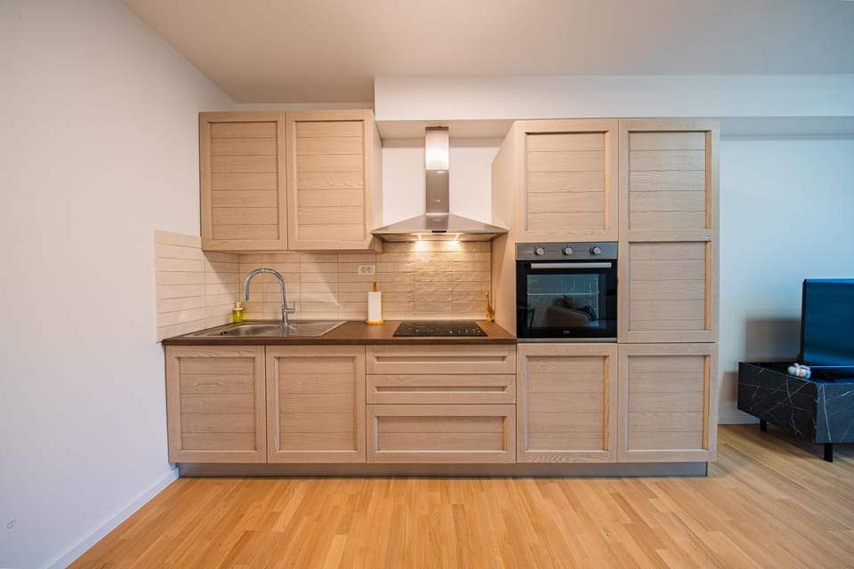 oven, kitchen, kitchen
