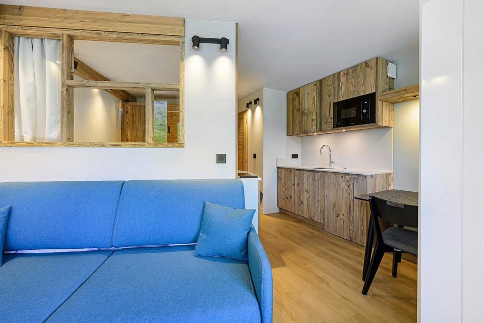 Property building, Living room