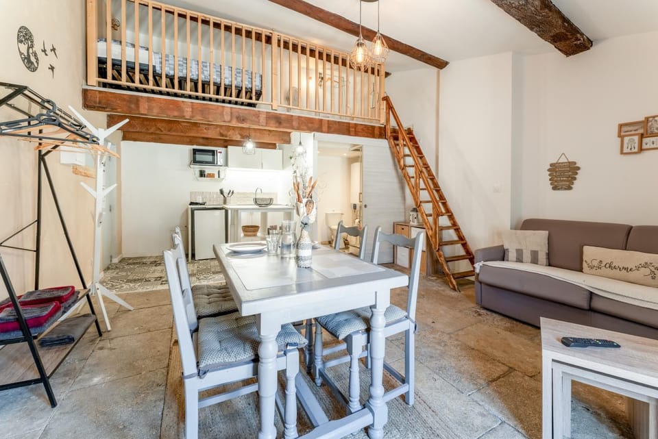 Cocoon Cosy Coeur de Beaucaire C4 Apartment in Tarascon