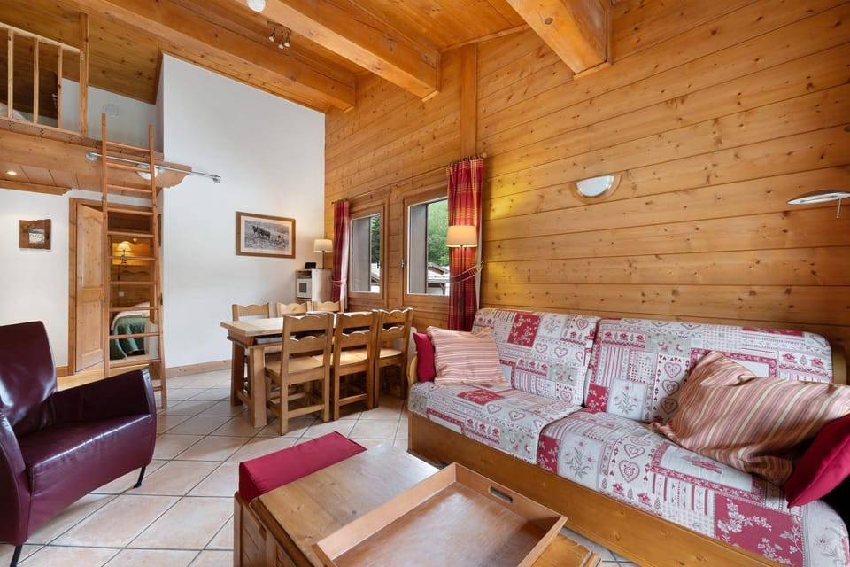 Property building, Living room