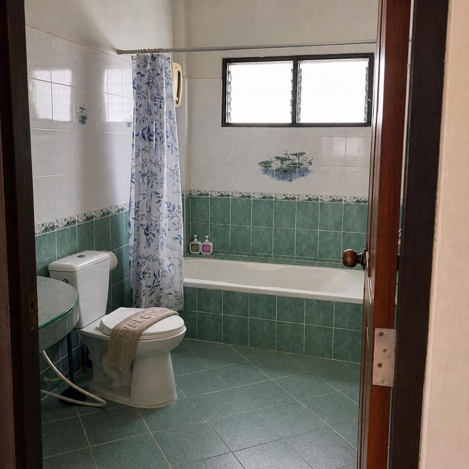 LiveLikeLocal Fisherman's village House in Ko Samui