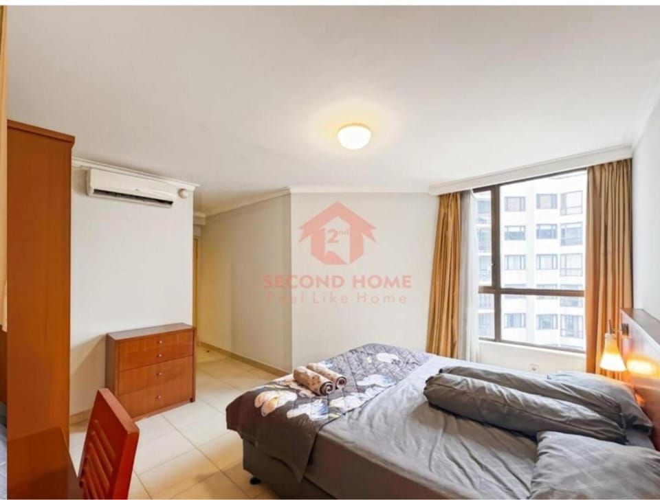 Strategic Rasuna 3BR Apt Fits 12 Pool & Wi-Fi Apartment in South Jakarta City
