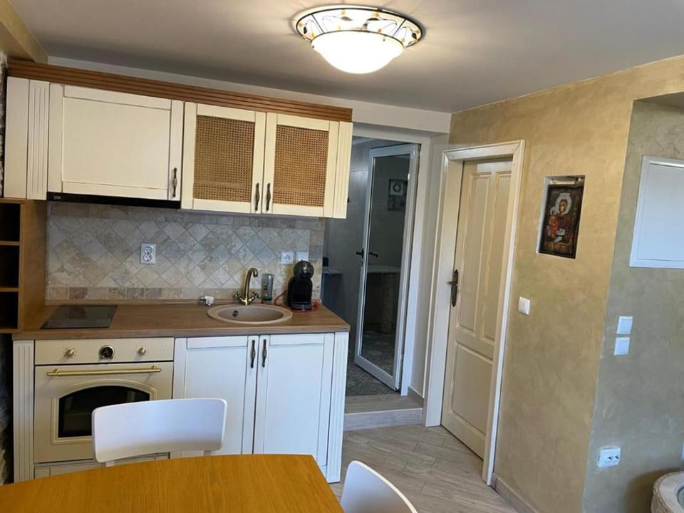 microwave, oven