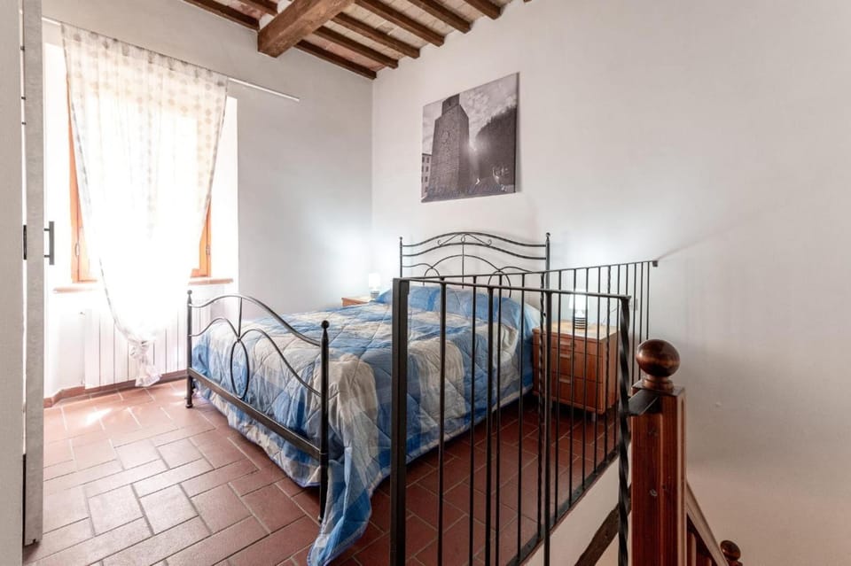 Property building, Living room, Bedroom