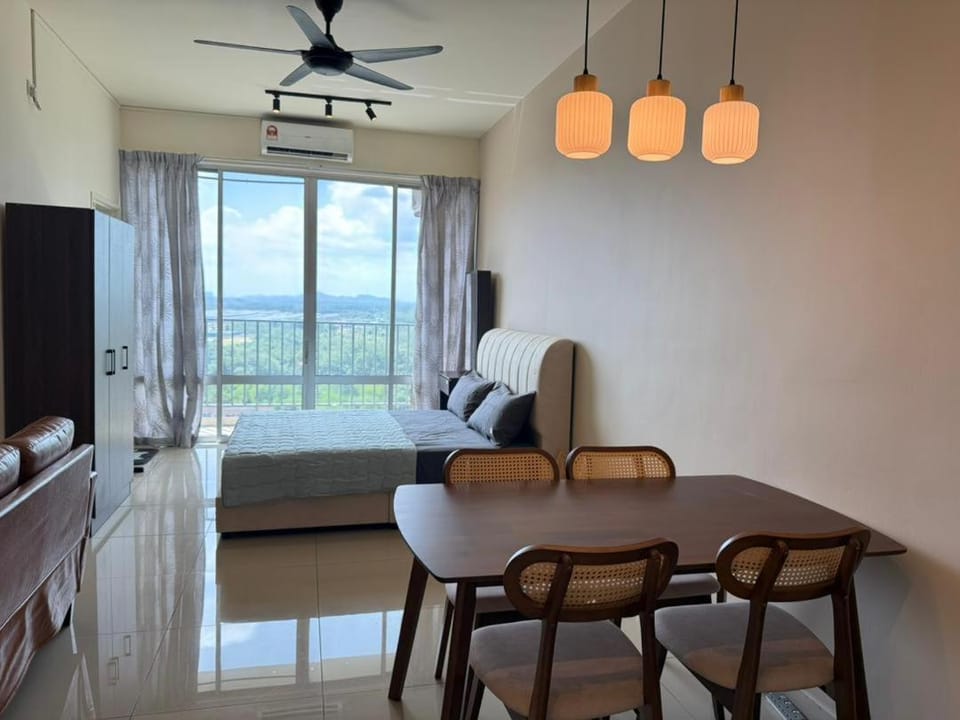 NEW Calm Studio 4 pax UTM Paradigm Apartment in Johor Bahru