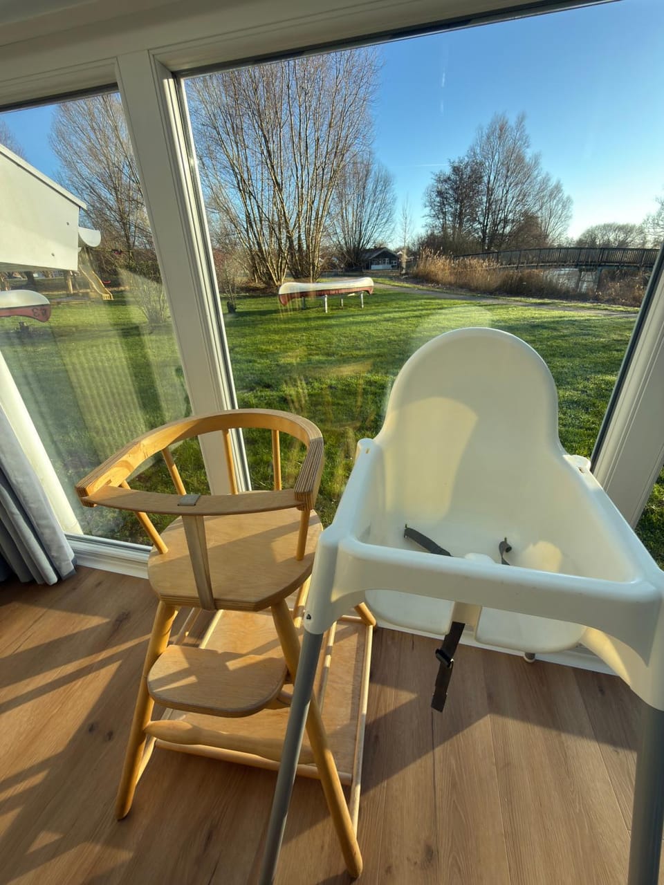 View (from property/room), young children