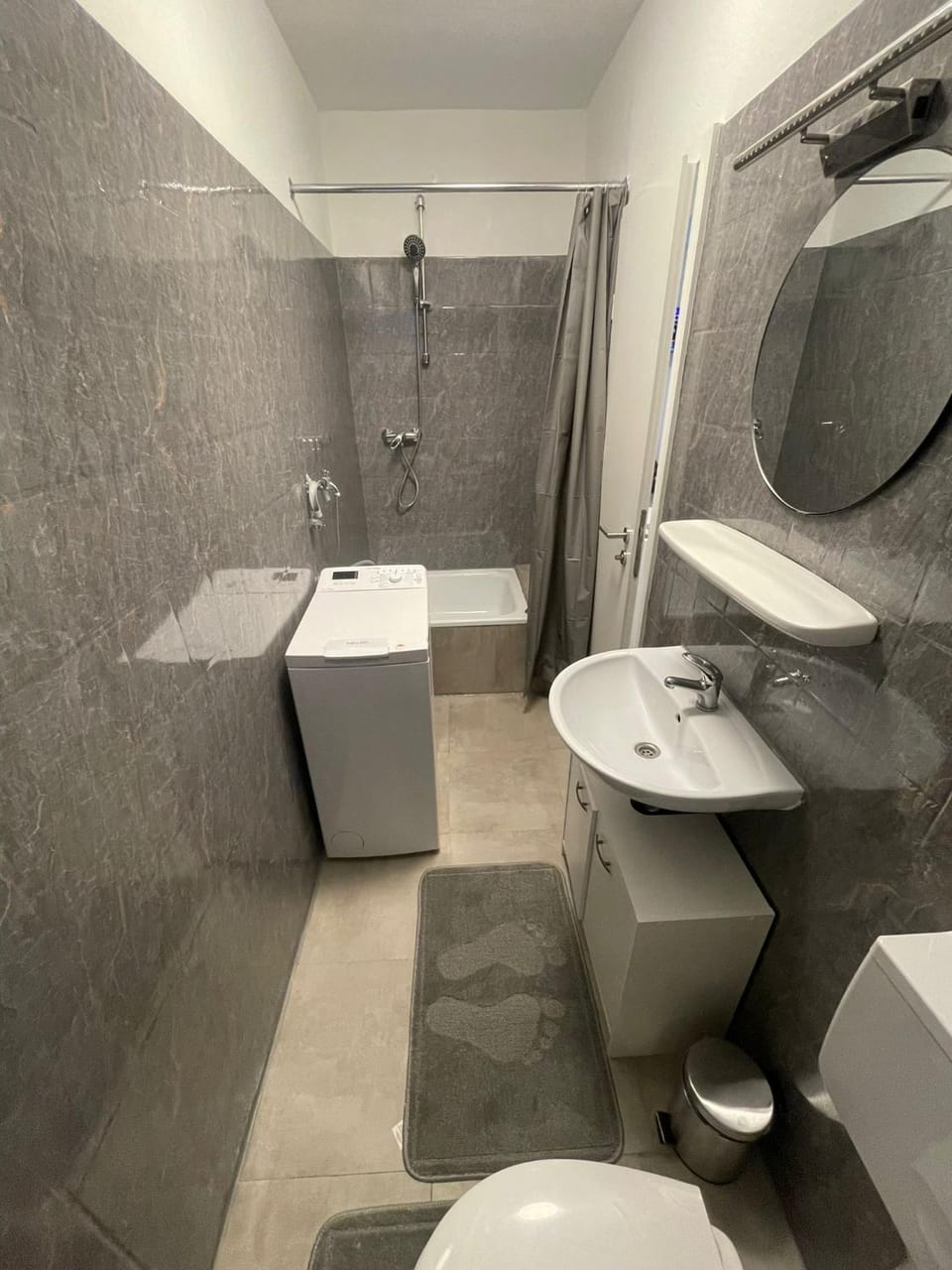 Shower, Toilet, Bathroom, washing machine