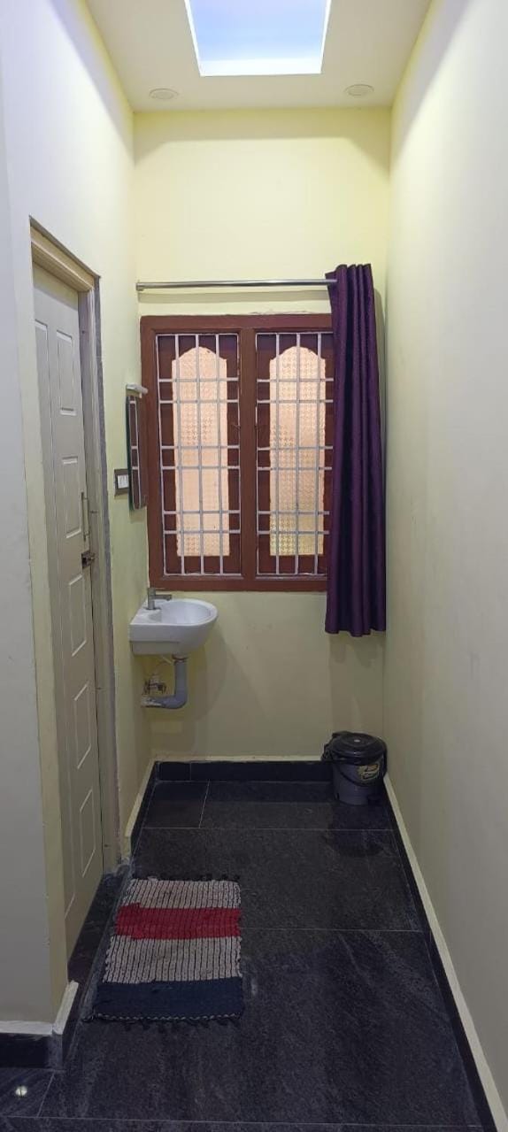 Sivakumar paradise Bed and Breakfast in Tamil Nadu