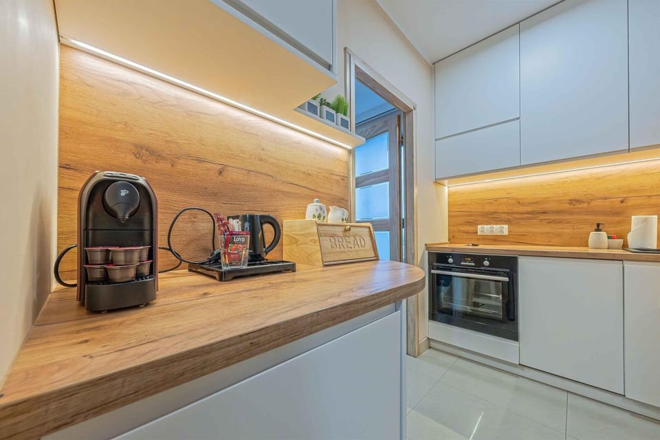 Coffee/tea facilities, Kitchen or kitchenette, pet friendly, stove