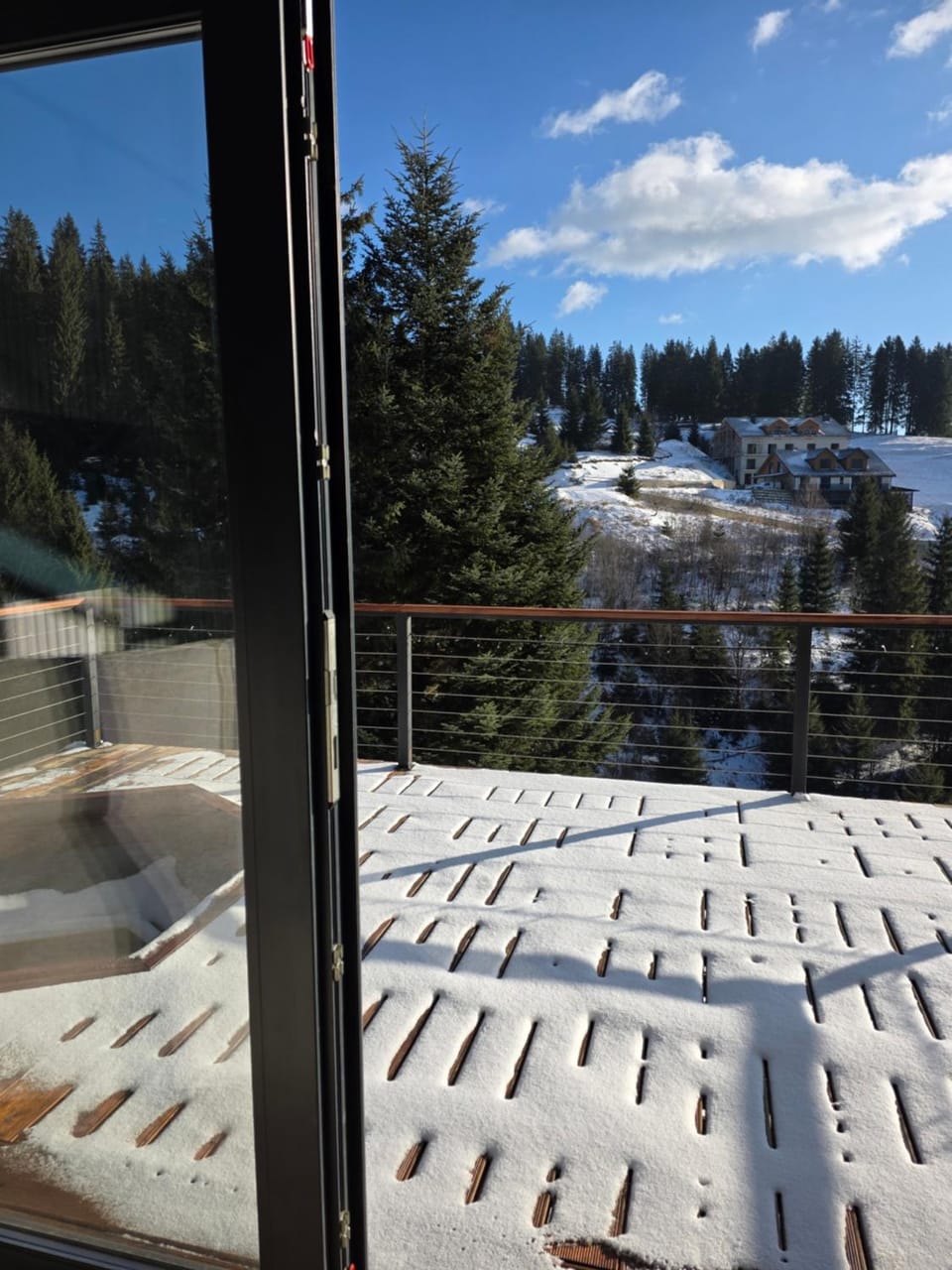 Day, Natural landscape, Winter, View (from property/room), Balcony/Terrace