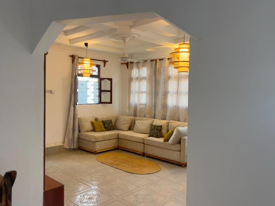Spacious 4 bedroom Home with Modern Comfort Nungwi House in Nungwi