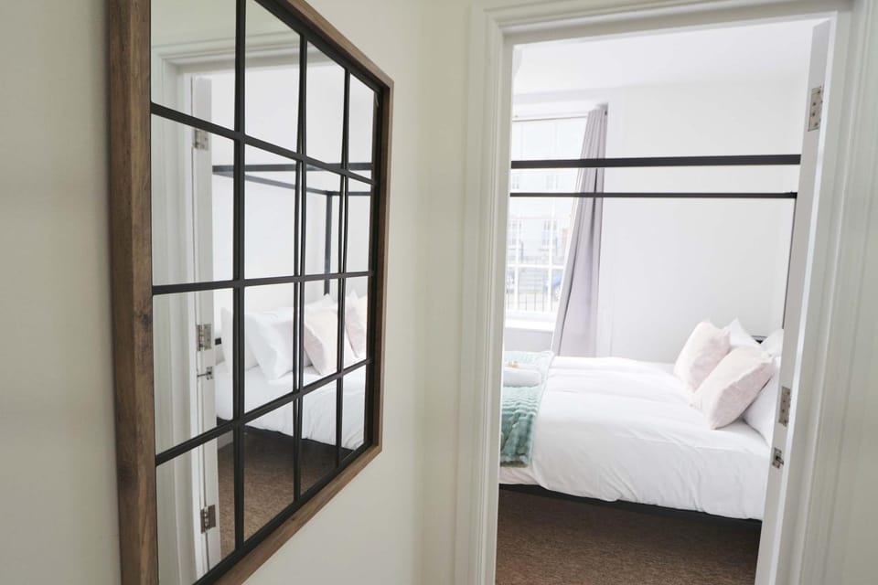Lovely One bedroom flat in St Michael's Hill Apartment in Bristol