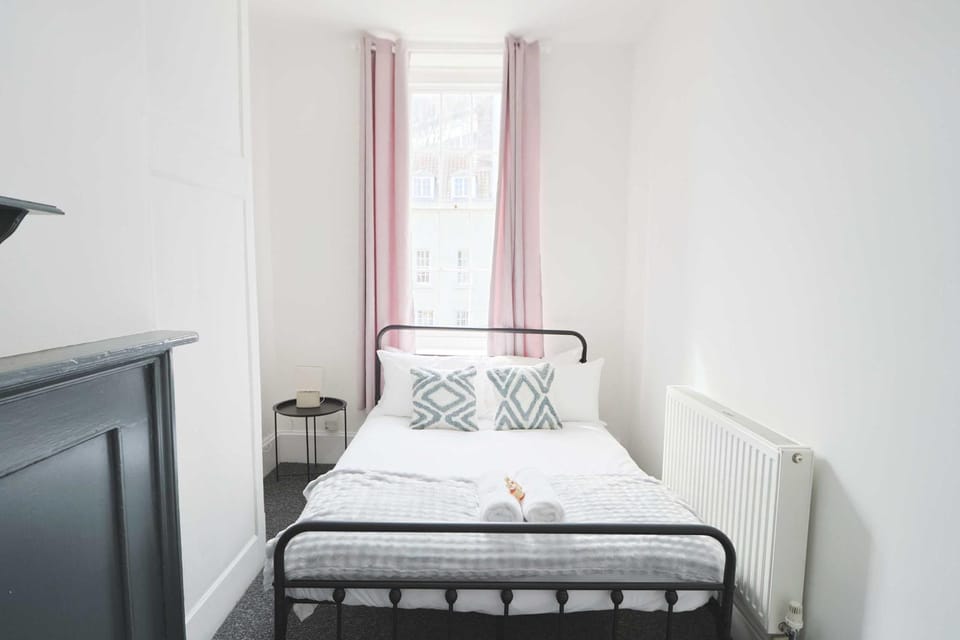 Lovely Two bedroom flat in St Michael's Hill Apartment in Bristol