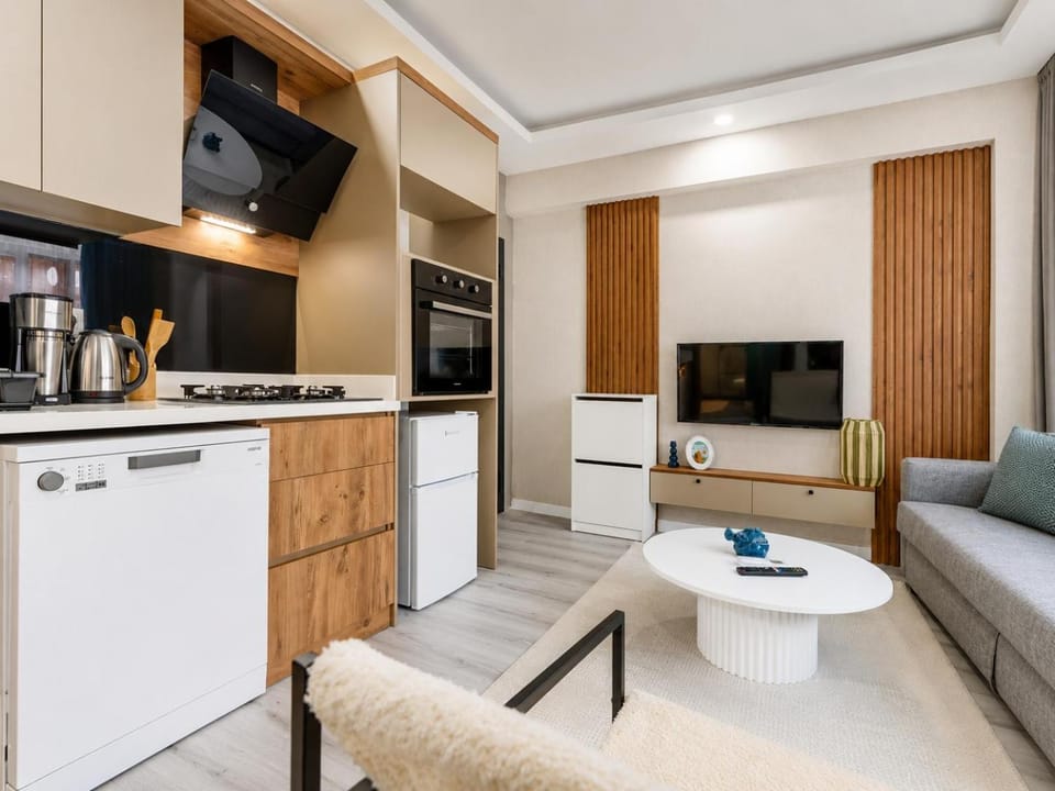 TV and multimedia, Coffee/tea facilities, Kitchen or kitchenette, Living room, Seating area, Dining area, dishwasher, minibar, oven, pet friendly, stove