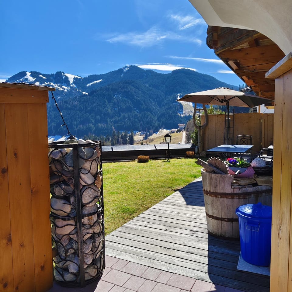 Balcony/Terrace, Garden view