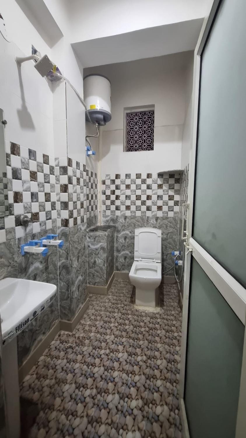 Galaxy stayz Love hotel in Noida