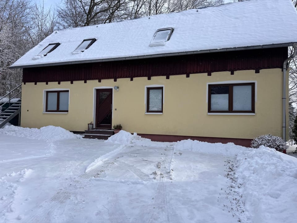 Property building, Winter