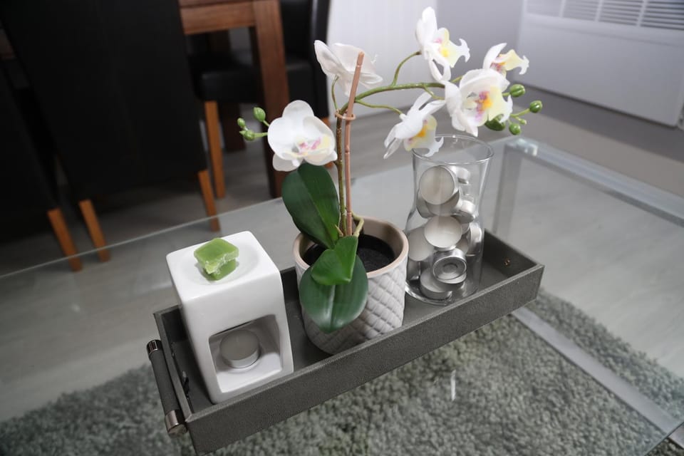 Decorative detail, Seating area, Dining area, furniture, heating