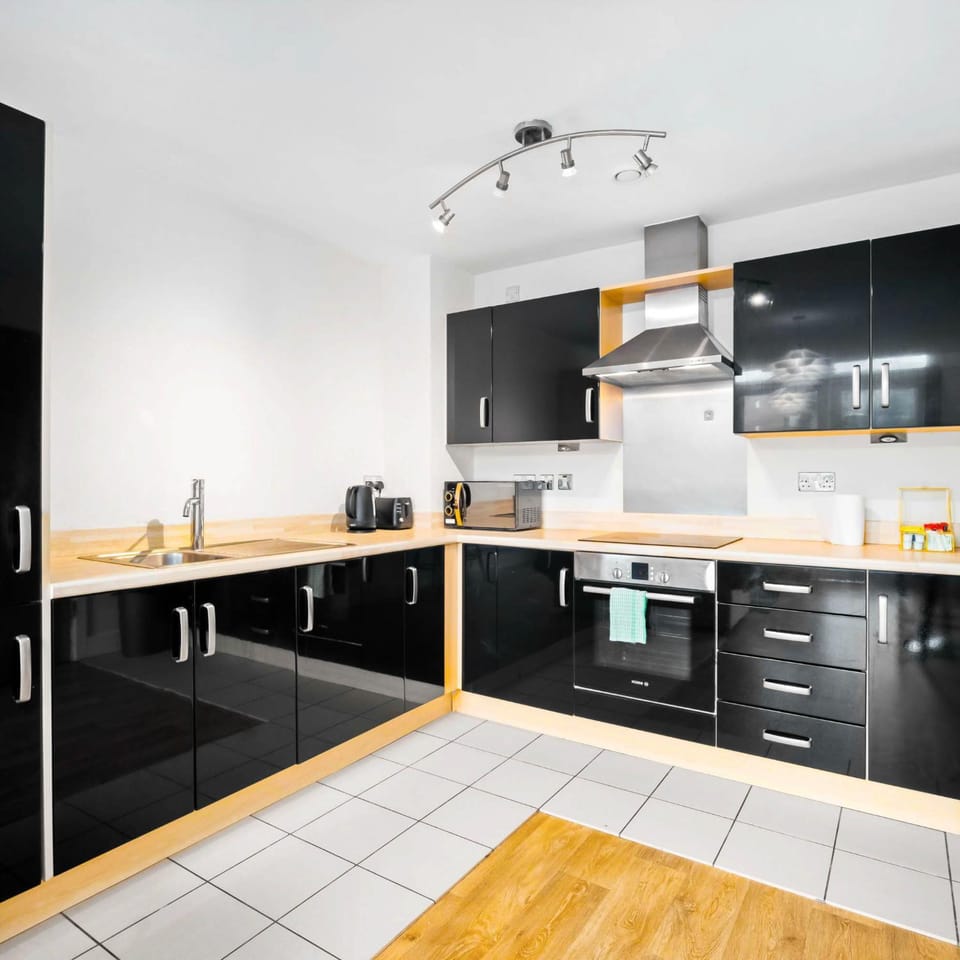 Kitchen or kitchenette, oven, stove