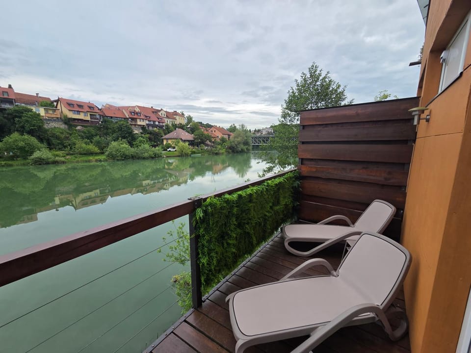 Lux spa na reki Krki Villa in Slovenia