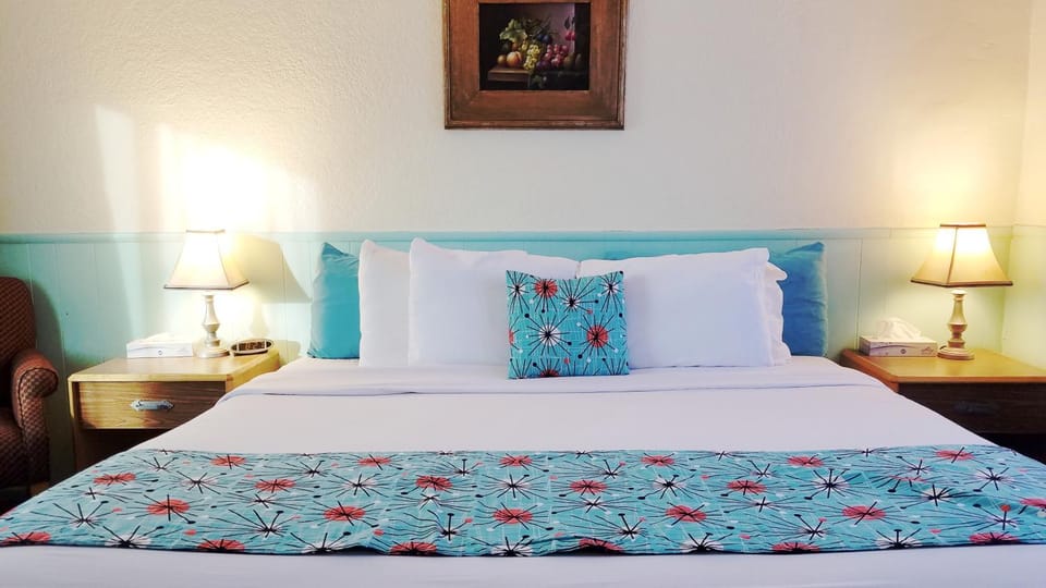 Bed, Decorative detail, Bedroom