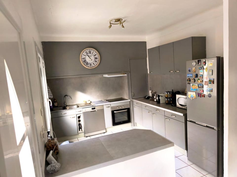 dishwasher, oven, stove