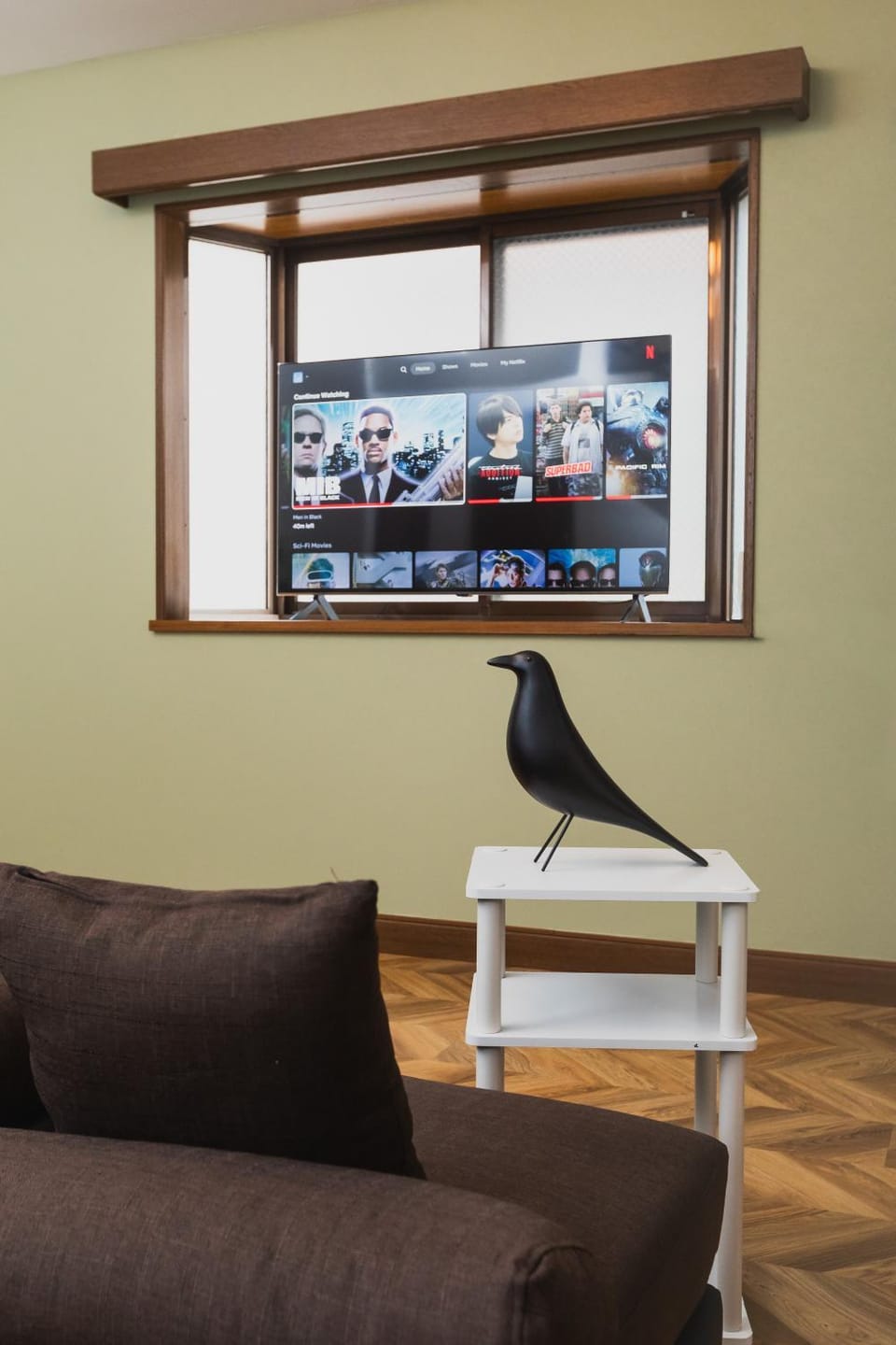 Living room, Seating area, Evening entertainment