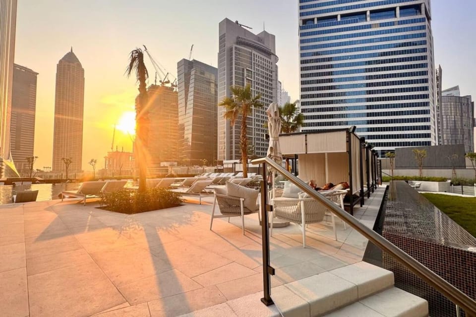 Elegant 1BHK Sea View Apartment City View Apartment in Dubai