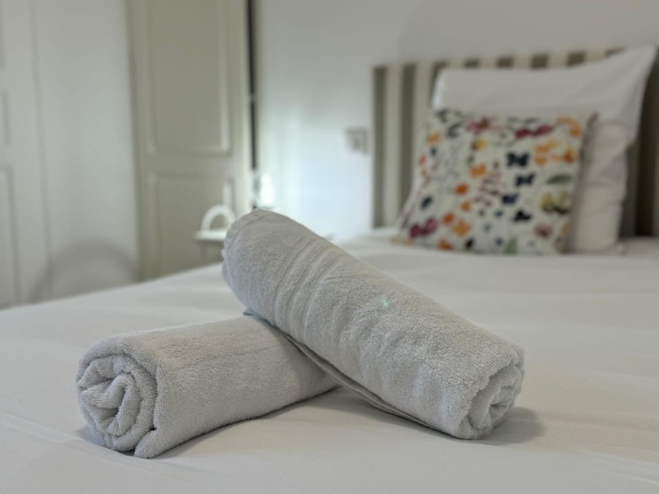 Les Maillets - 4pers - Wi-Fi - Home&Service Apartment in Le Mans