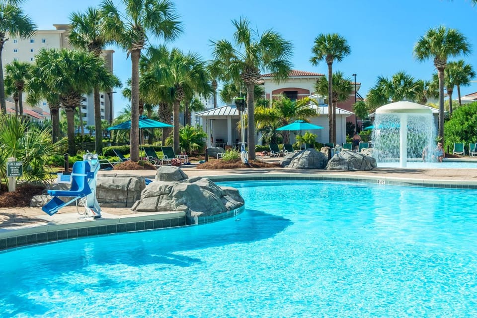 Sterling Shores 1015 House in Destin
