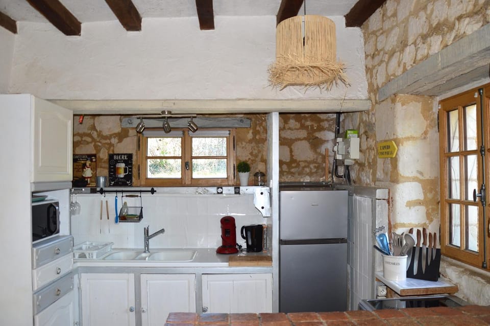 La Poitevinière, jardin, barbecue, proche Saumur, x7, wifi House in Pays de la Loire