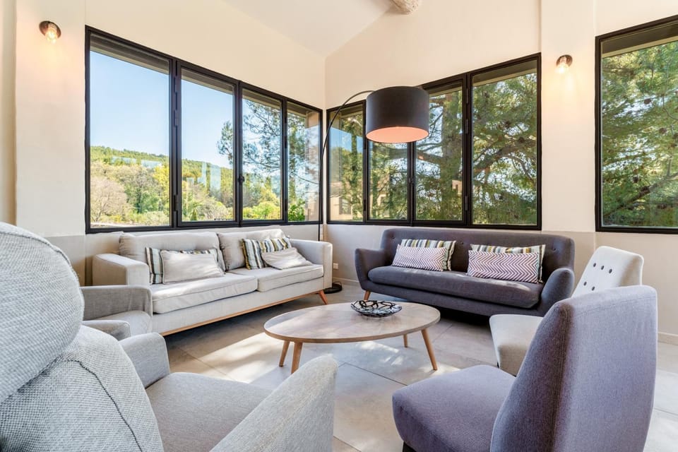 Property building, Living room