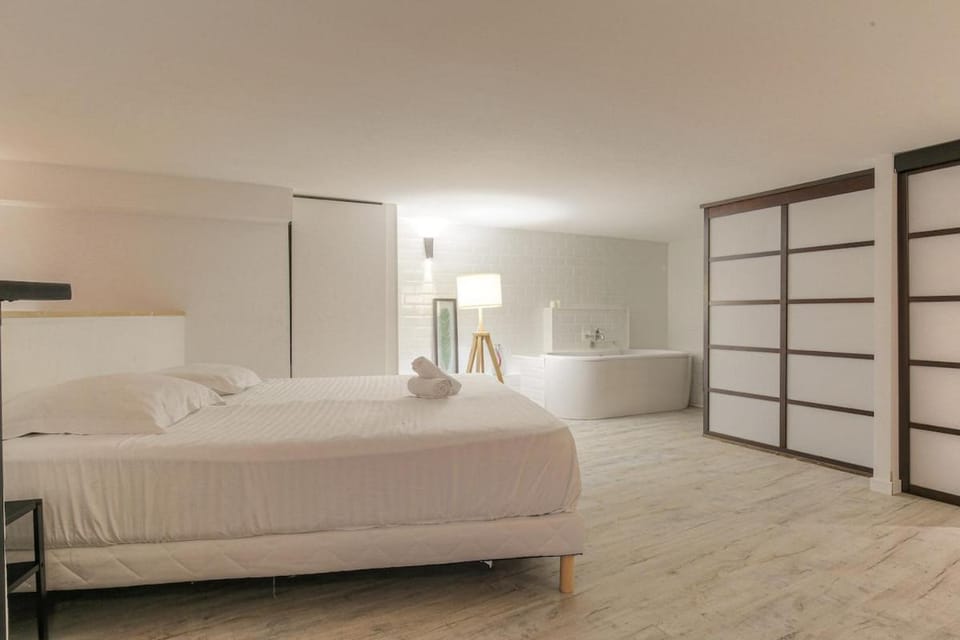 Le Loft - Superbe logement 8 pers - Proximité Gare PartDieu Apartment in Villeurbanne