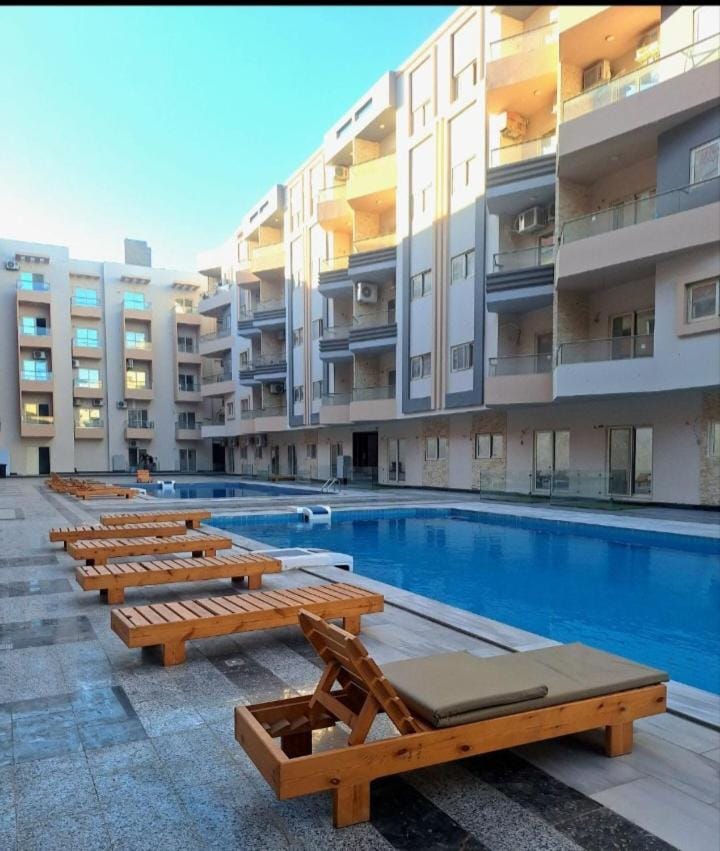 Property building, Swimming pool