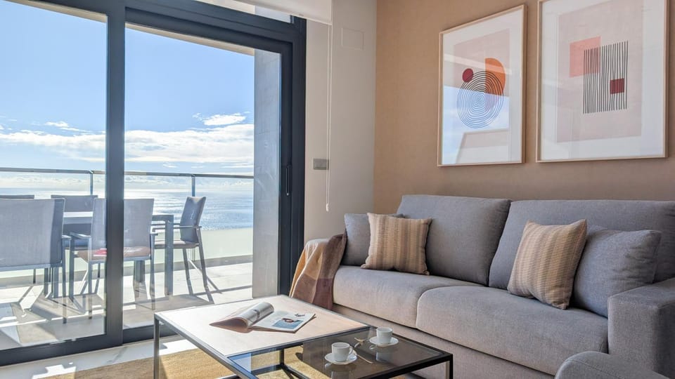 Balcony/Terrace, Living room