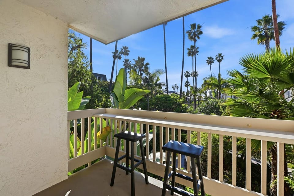G101 - Twin View Villa House in Oceanside