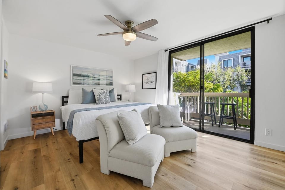 G101 - Twin View Villa House in Oceanside