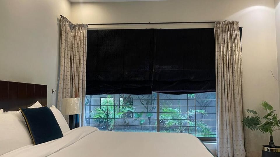 2 Bed Luxury Lower Portion DHA Phase 6 House in Lahore