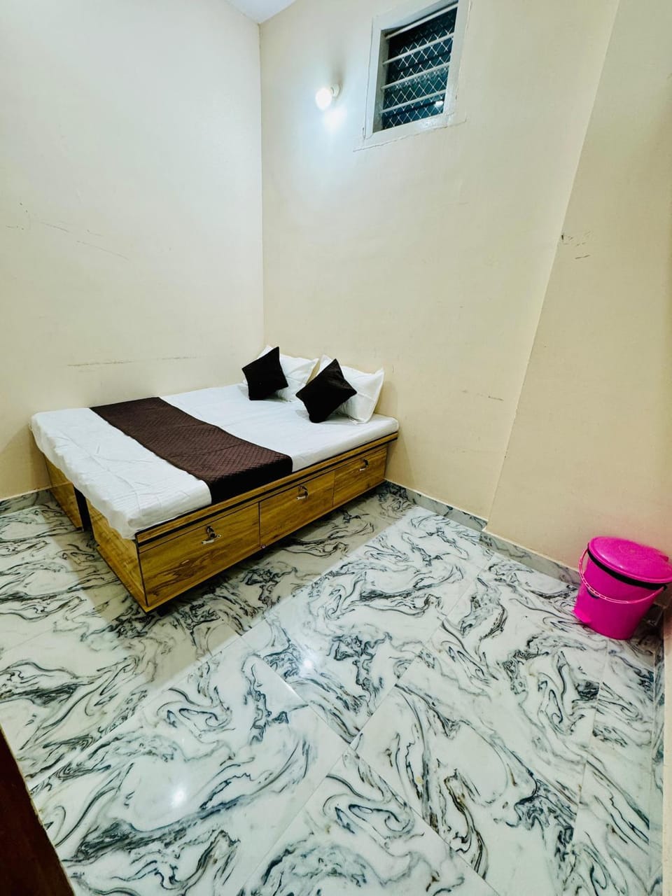 Flats in CITY Centre Next to Nexus Mall, 1km from bus stand Apartment in Mysuru