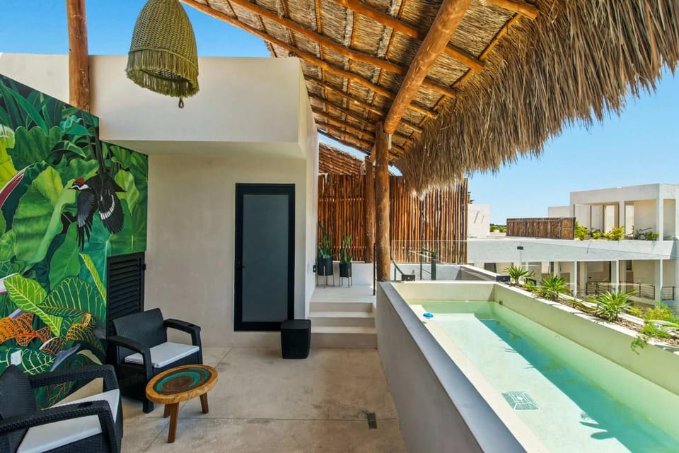 Penthouse with Private Plunge Pool - 2 King Suites Apartment in State of Quintana Roo