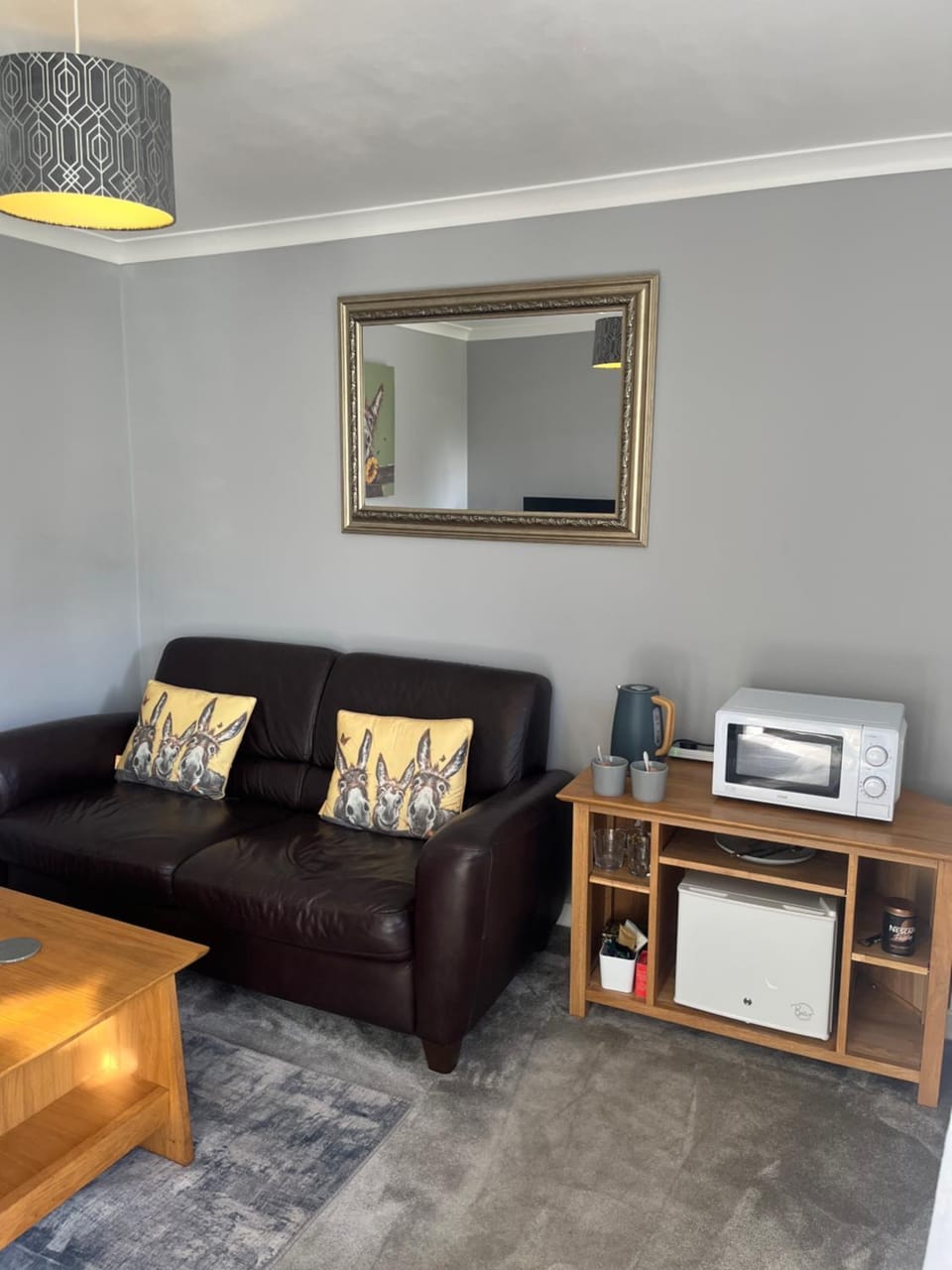 Silvermead stables Own access studios near Plymouth Life Centre FREE parking Apartment in Plymouth