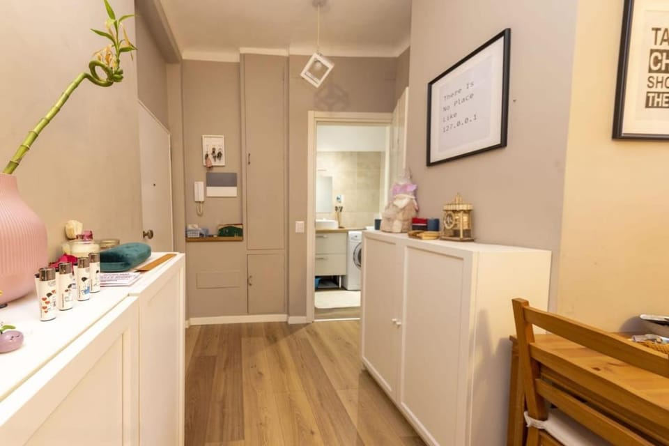 Comfort & Design a Milano Duomo 15 min Apartment in Milan