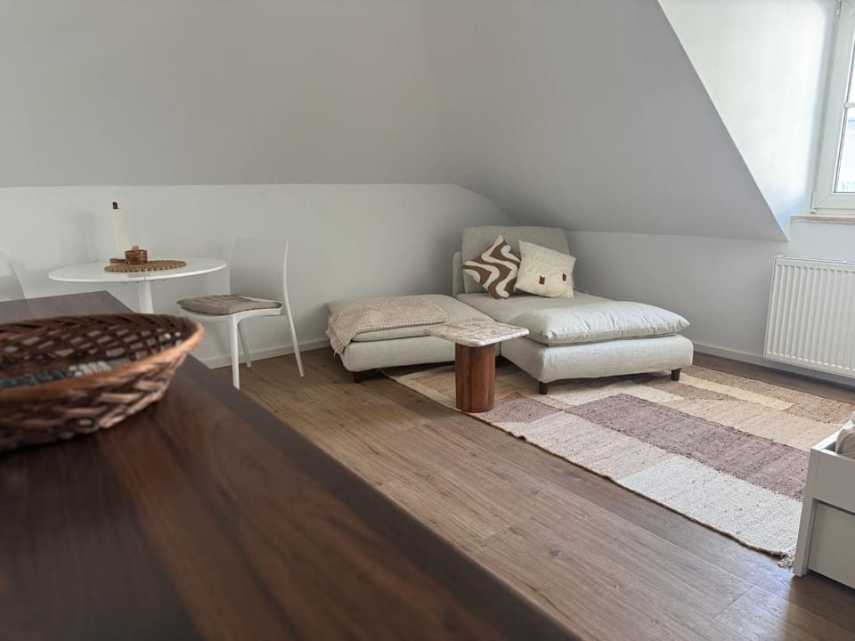 Bed, Living room, Seating area, Dining area, wardrobe
