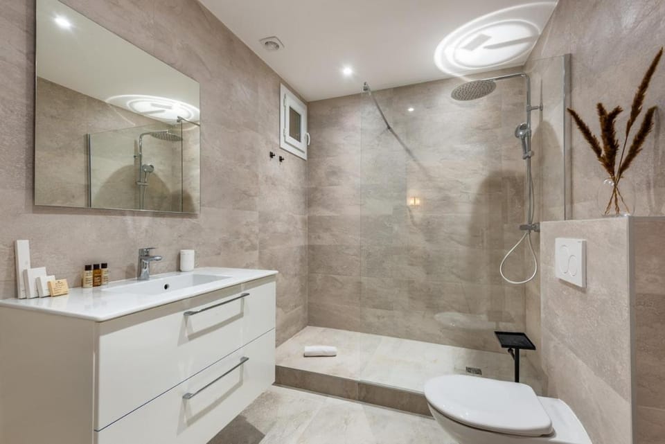X#Prestige#ArcDeTriomphe#ChampsÉlysées#2Bedrooms#AC Apartment in Paris