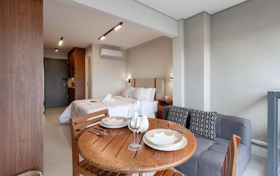 Luxuoso studio em Sumaré - ao lado metrô Vila Madalena Apartment in Sao Paulo City