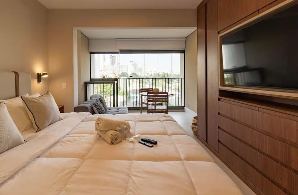 Luxuoso studio em Sumaré - ao lado metrô Vila Madalena Apartment in Sao Paulo City