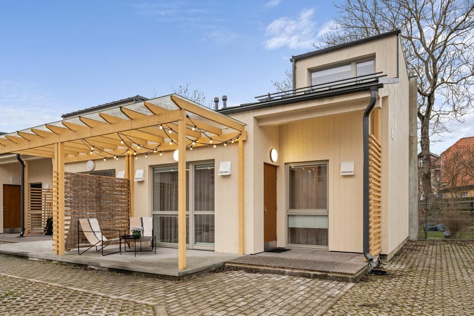 Saue 1 Townhouse - Old Town & Parking Apartment in Estonia