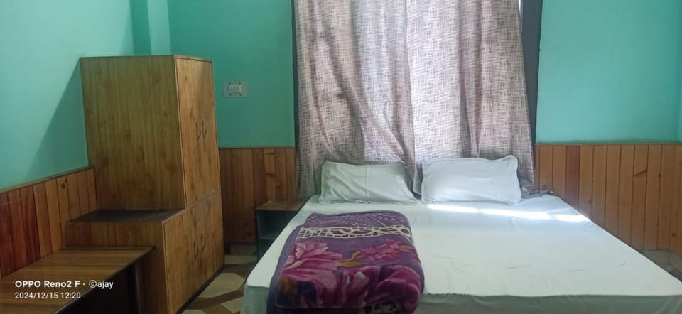 Ambika guest house Bed and Breakfast in Himachal Pradesh